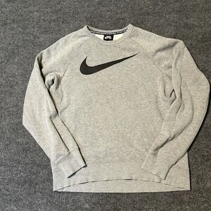 Nike SB Pullover Sweatshirt Mens Medium Crewneck‎ Nike Swoosh Logo Print Gray